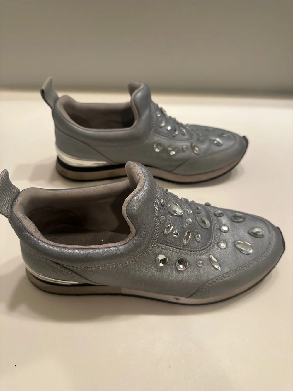 Tory Burch Laney Gray Slip-On Embellished Sneakers Size 8
